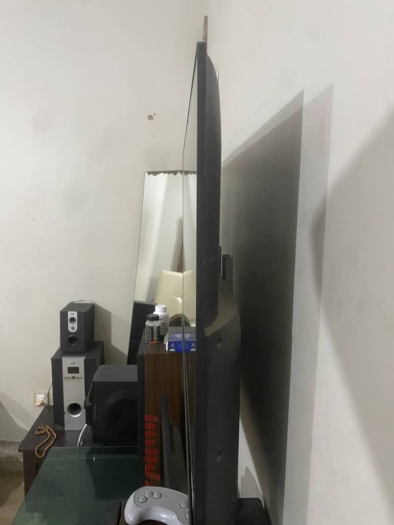 45 inch Android LED 2