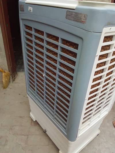 Room air cooler
