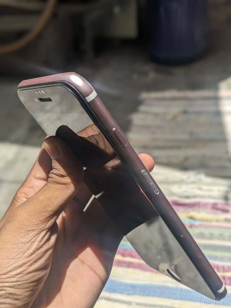 Apple iPhone 7 Plus 1