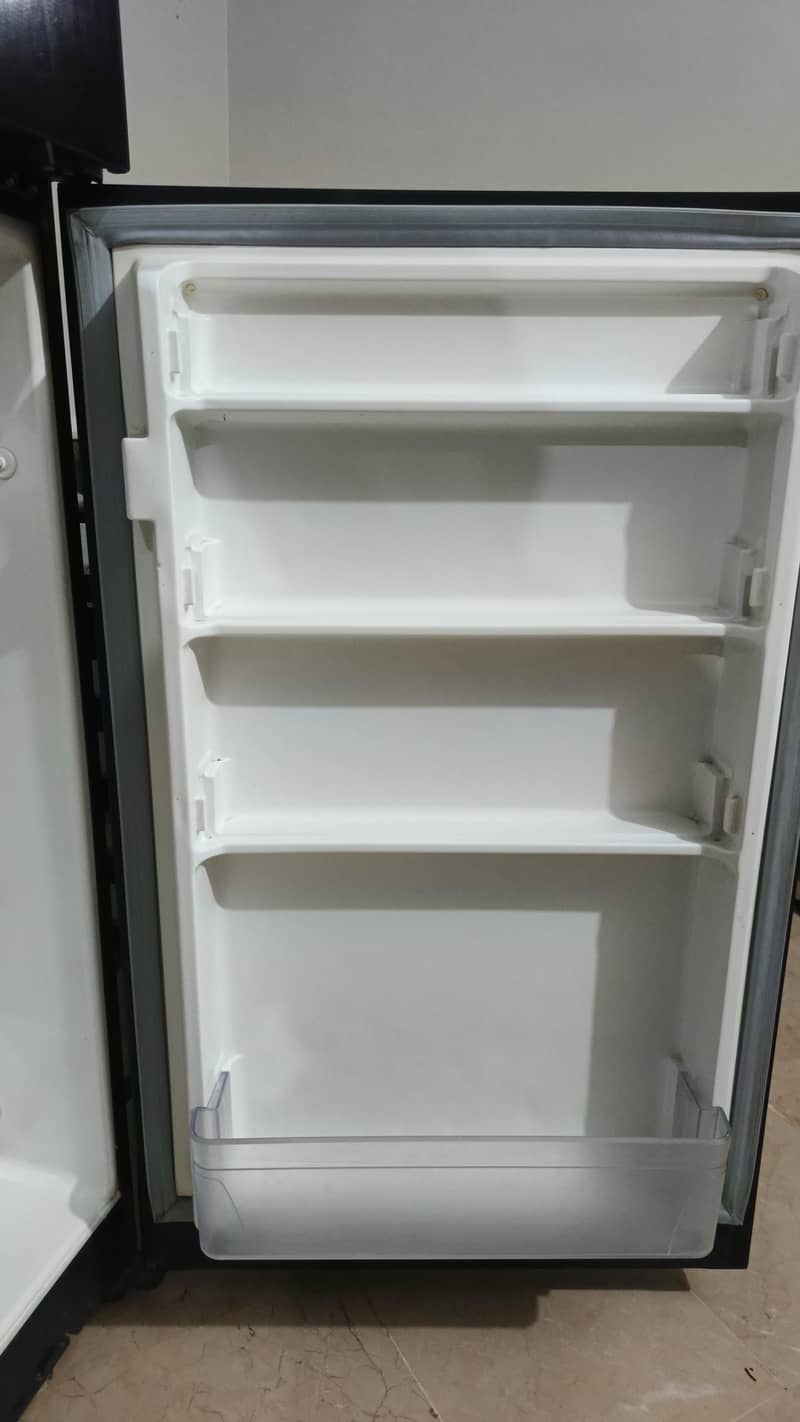refrigerator 4