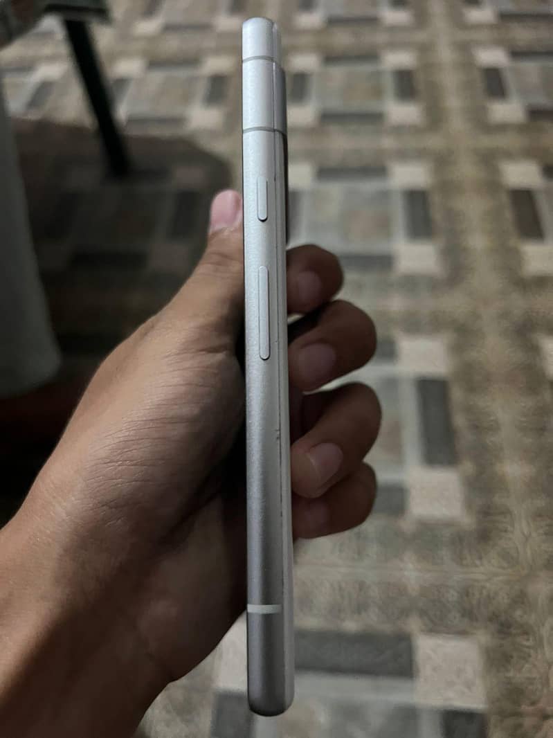Google Pixel 7a 3