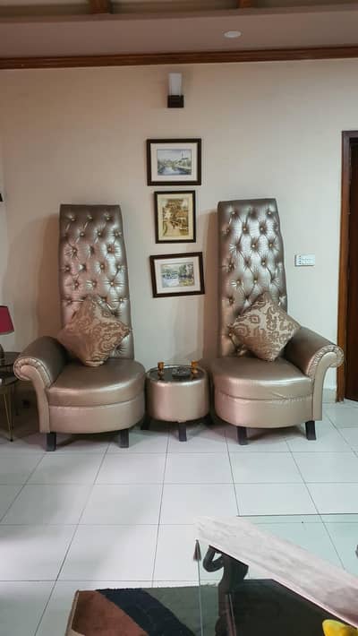 MODREN Long back Chairs sofa + table