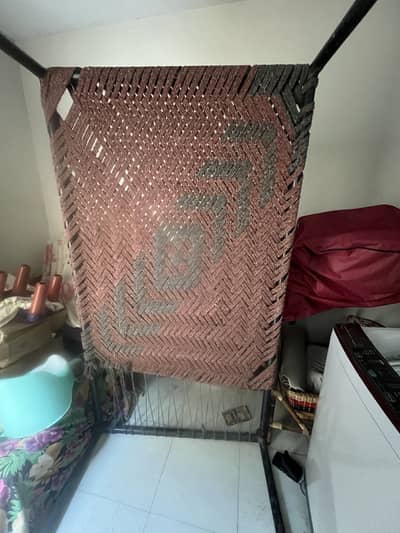 Metal charpai