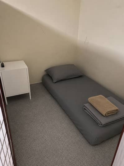 Air Condtitioning With AC Private Pod Single Pod Hotel