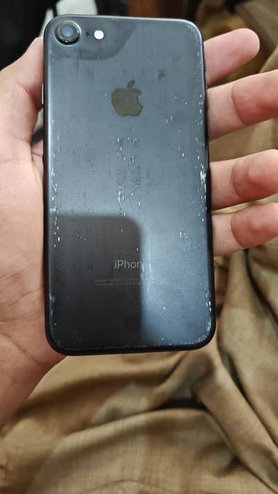 Apple iPhone 7