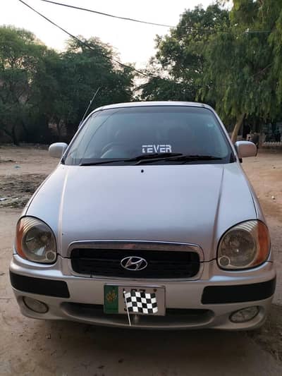 santro 2004 executive