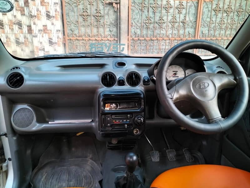 santro 2004 executive 5