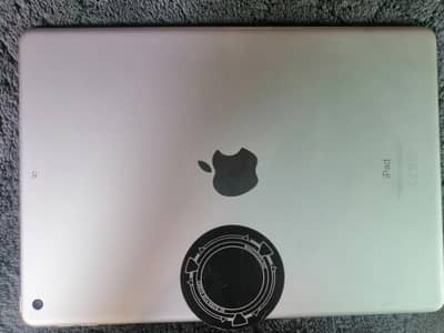 I pad 9 generation  64 gb