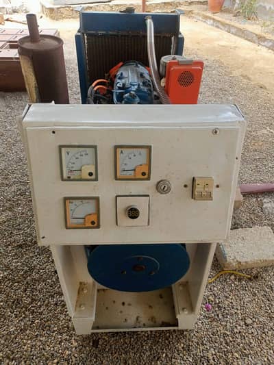 10 kva ka generator h Kam bilkul NAHI h start h lejao or chalao