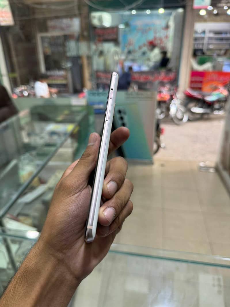 One Plus 6 4