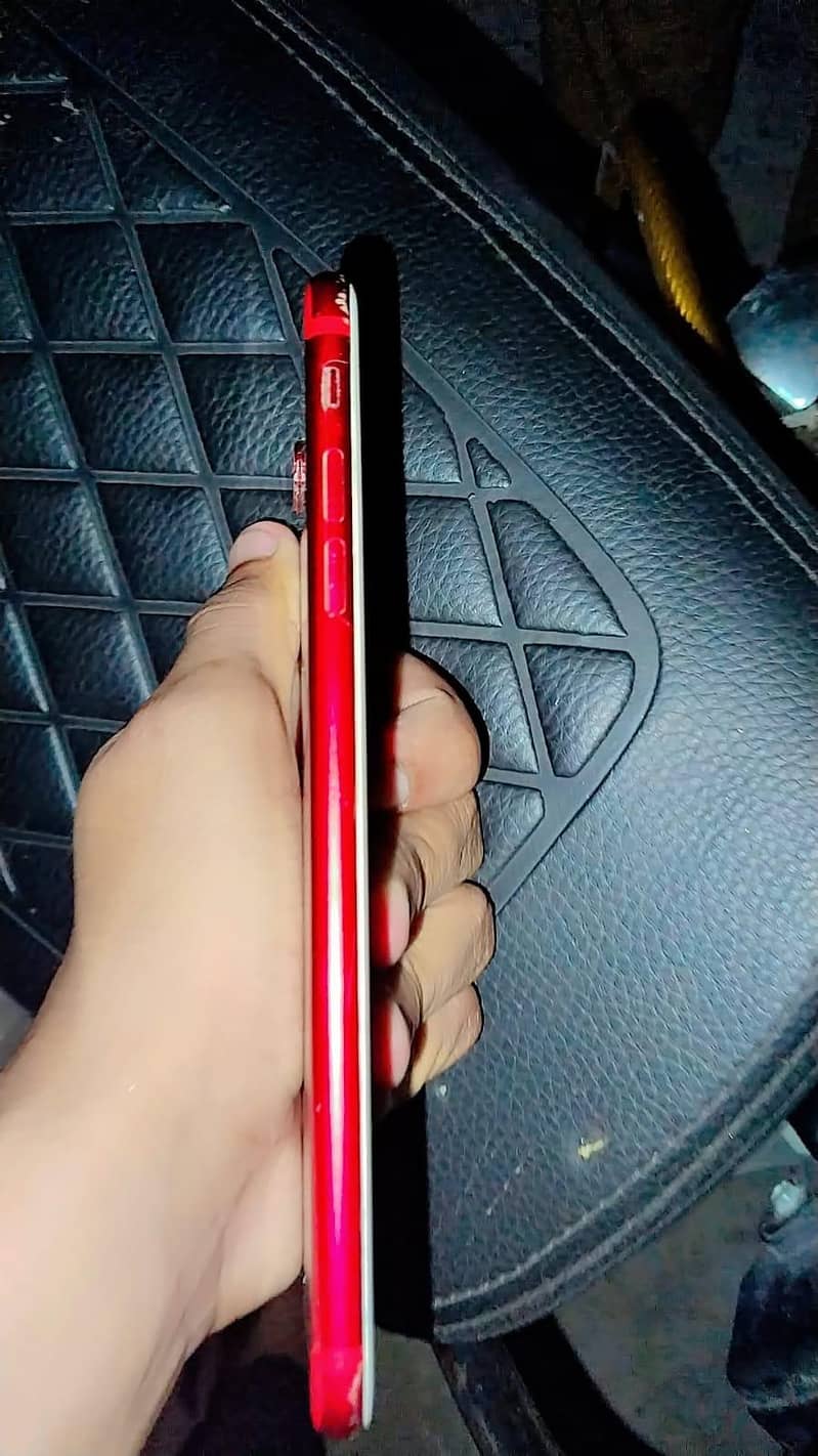 Apple iPhone 7 Plus 2