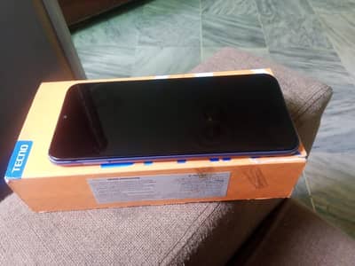 Tecno Spark 8C