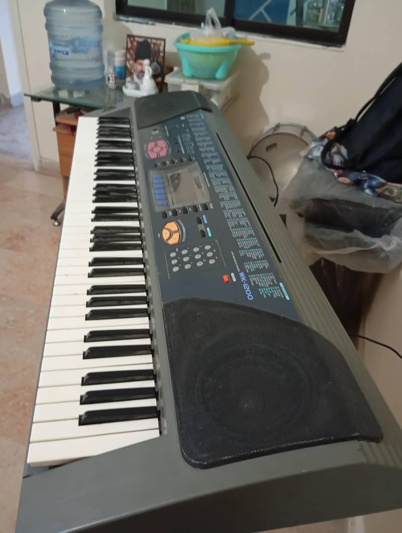 Keyboard & Stand 5