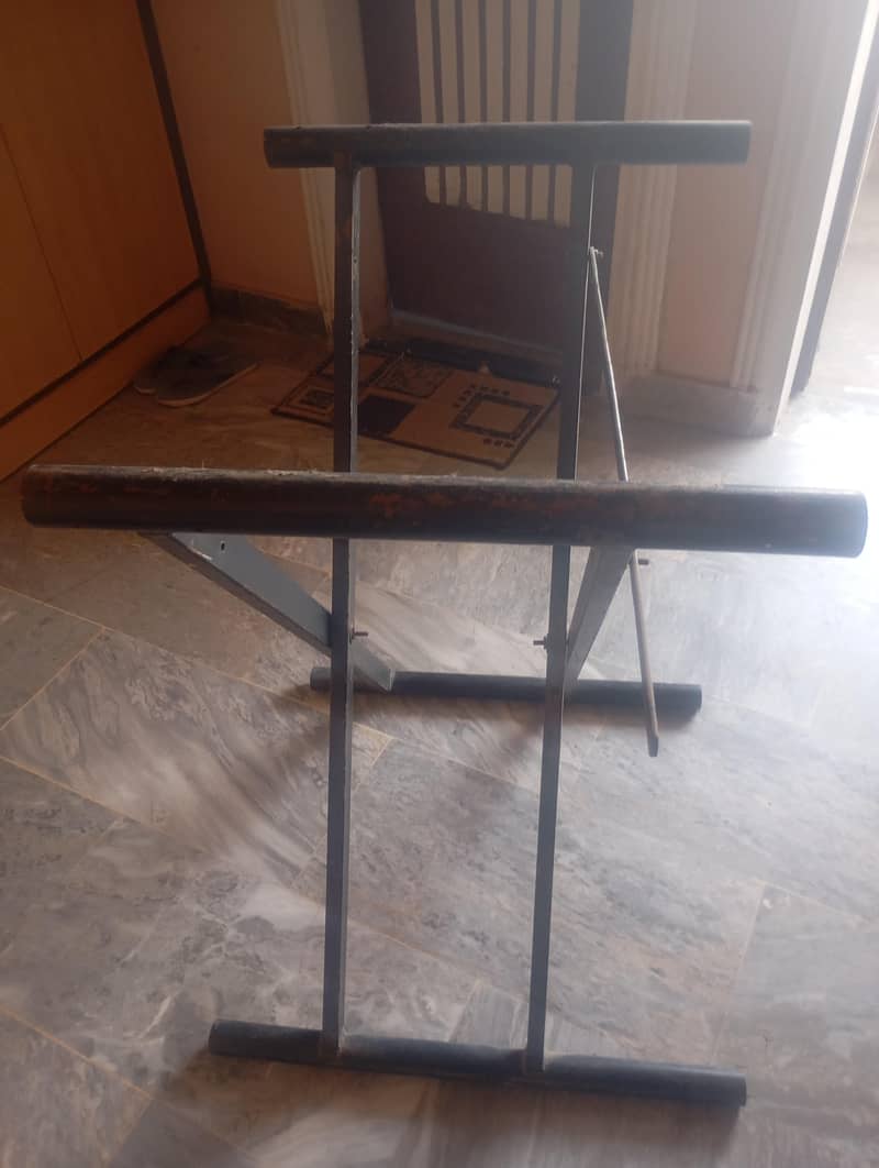 Keyboard & Stand 10