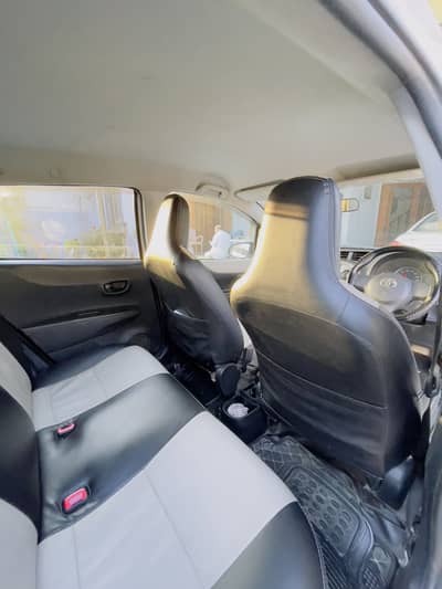 Toyota Vitz 2011