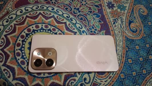 Vivo Y28