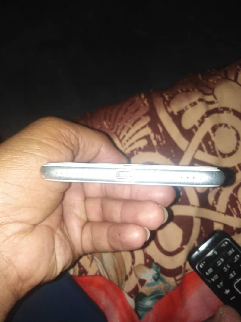 Apple iPhone 7 Plus 4