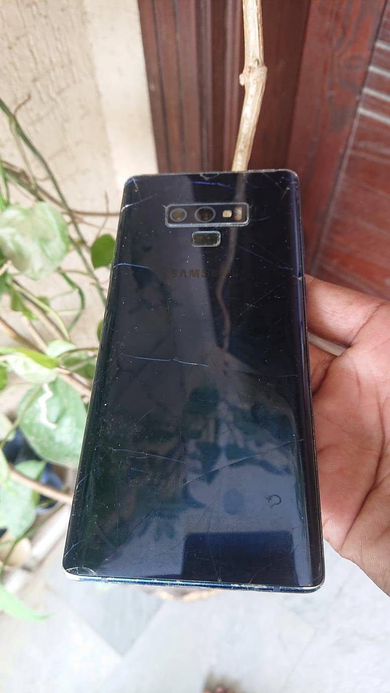 Samsung Note 9 3