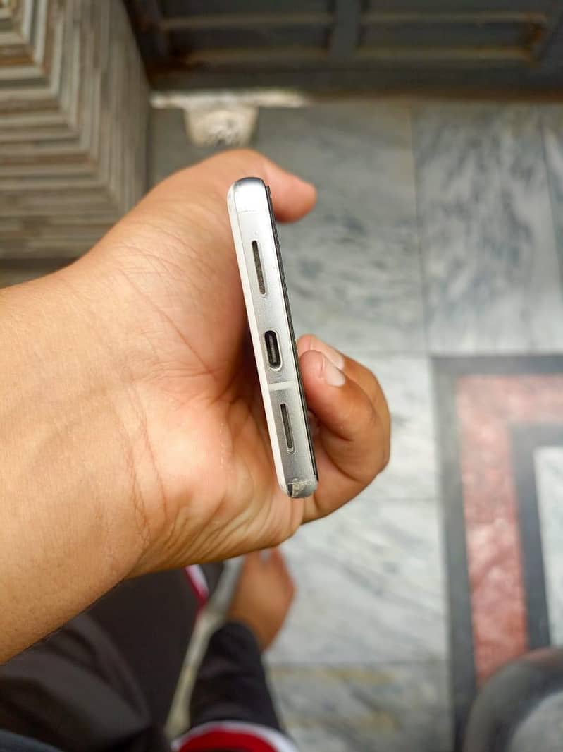 Google Pixel 7 2