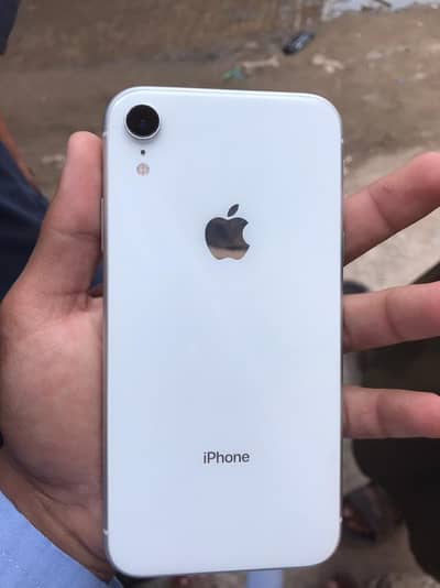 Apple iPhone XR