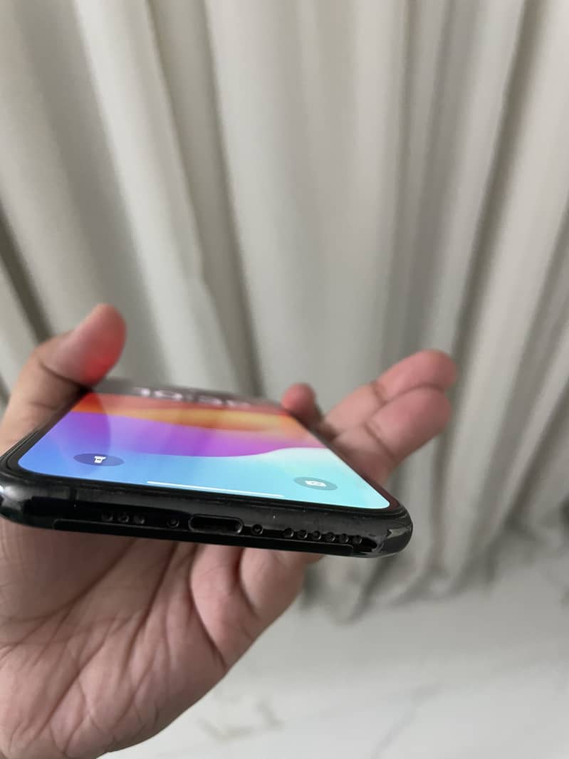 iPhone 11 pro 8