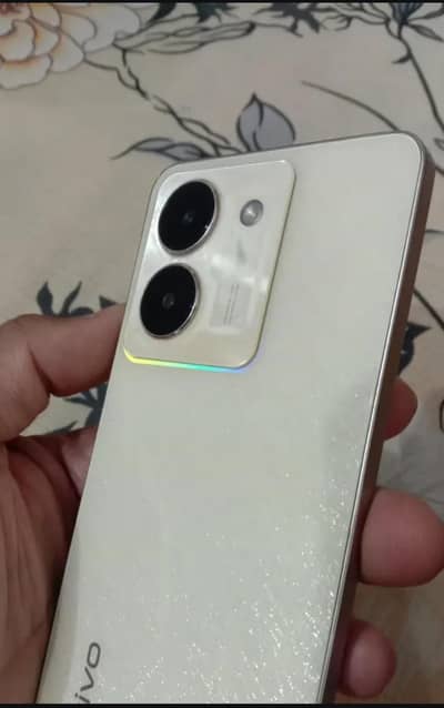 Vivo Y36