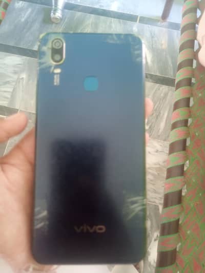 Vivo Y11