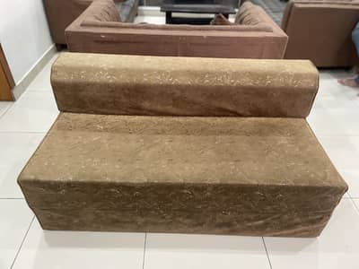 Sofa combed want urgent sale