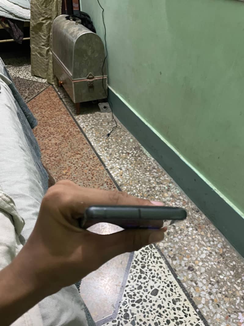 Google Pixel 7 4