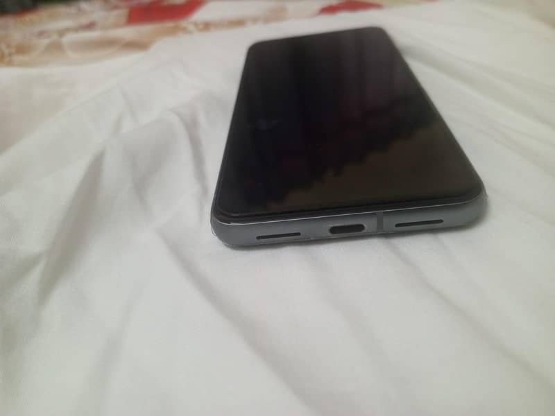 Google Pixel 8 3