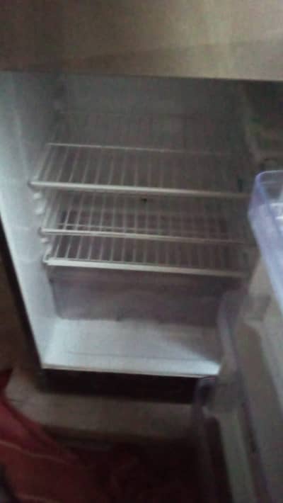 dawalance medium refrigerator