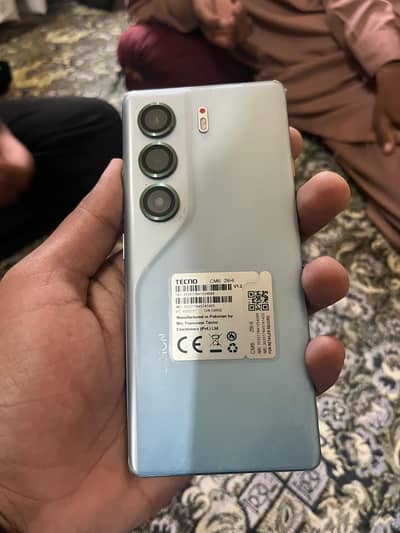 Tecno CAMON 40 Pro 6 Months Warranty Full Box
