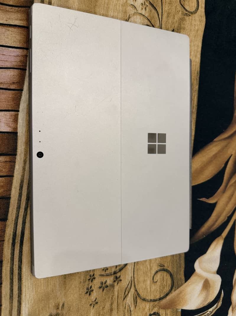 Microsoft surface pro 4 2