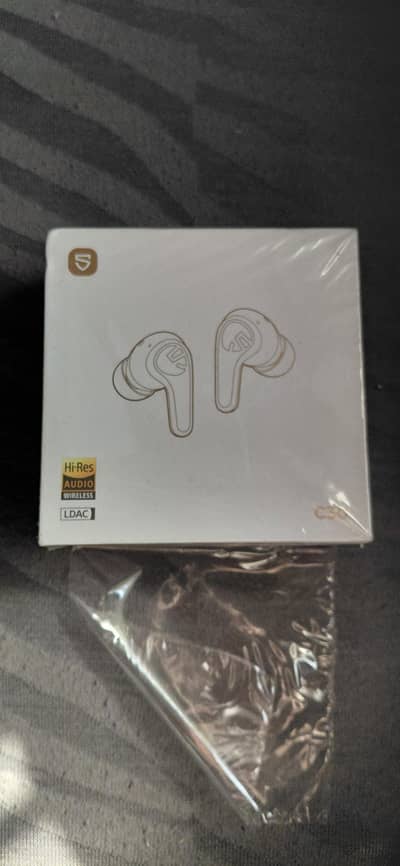 SoundPEATS C30 Hybrid ANC Wireless Earbuds