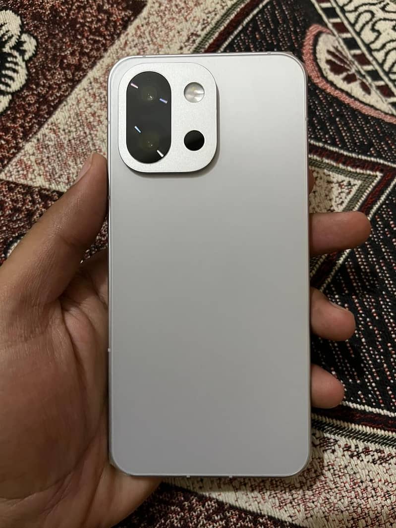 One Plus 13T 1