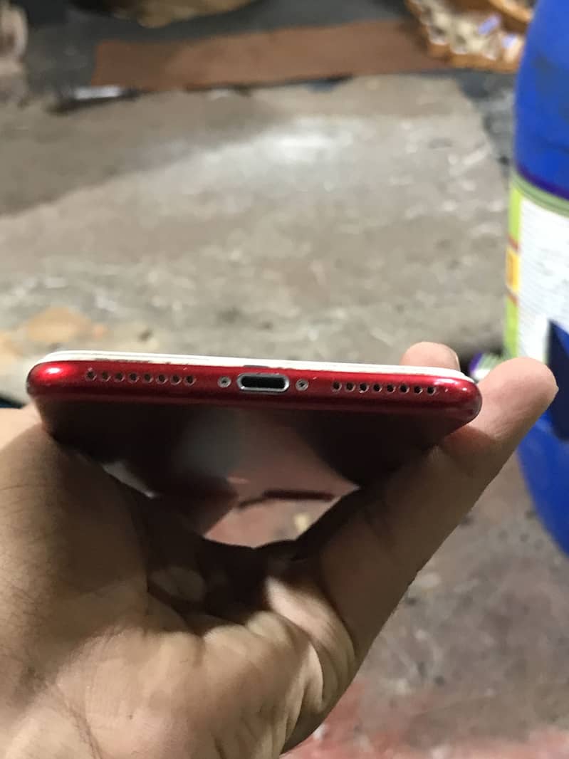 Apple iPhone 7 Plus 2