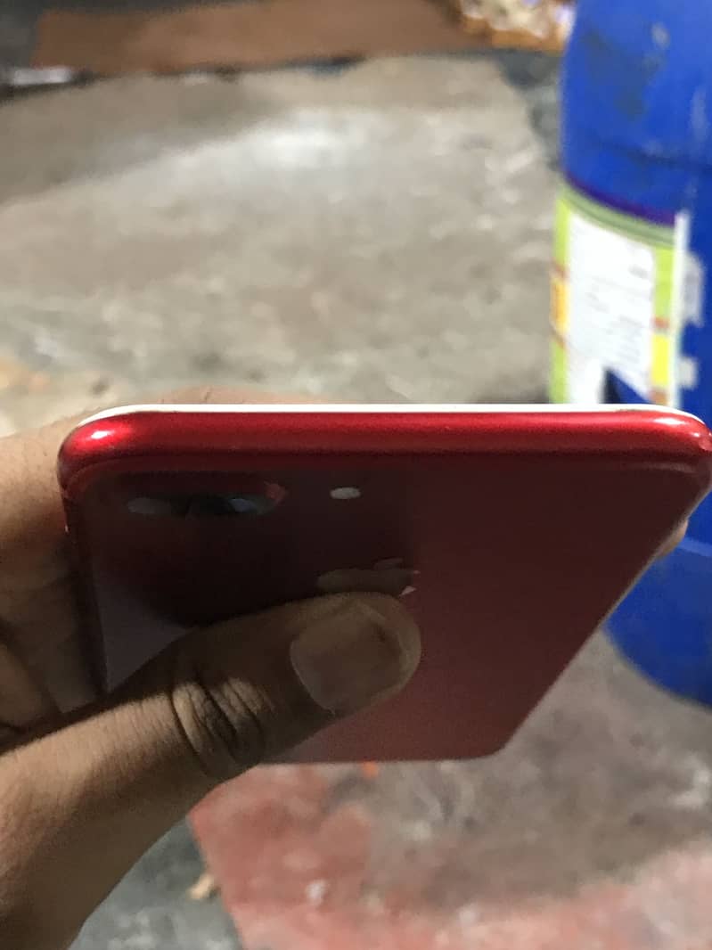 Apple iPhone 7 Plus 4
