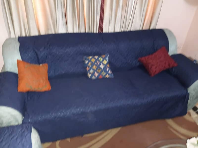 5 seater sofa 0