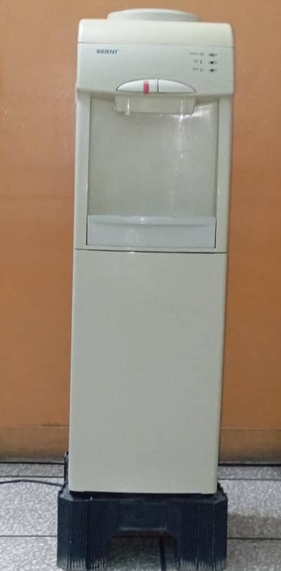 Orient Water Dispenser - Built-in Refrigerator -Fully Working