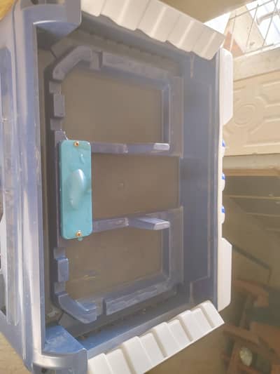 dc cooler 1 month used only