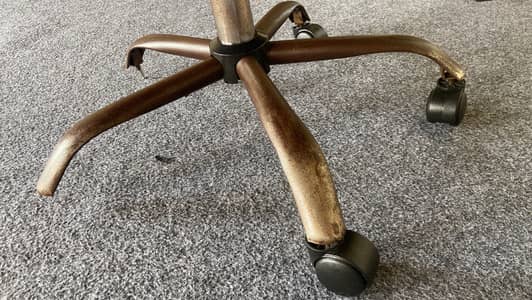 Rotating chair for office use 2 wheels nai hy