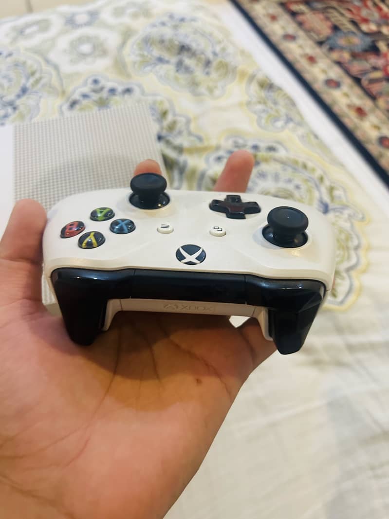 Xbox one S 1