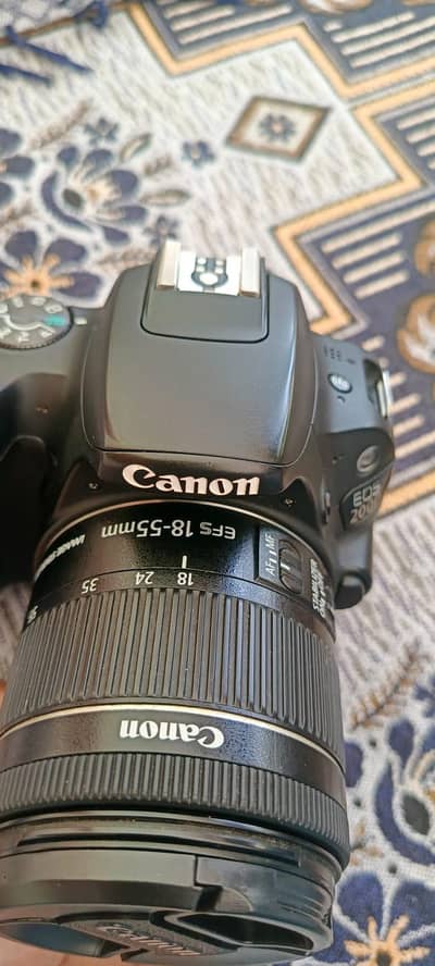 Canon 200d with kit lens