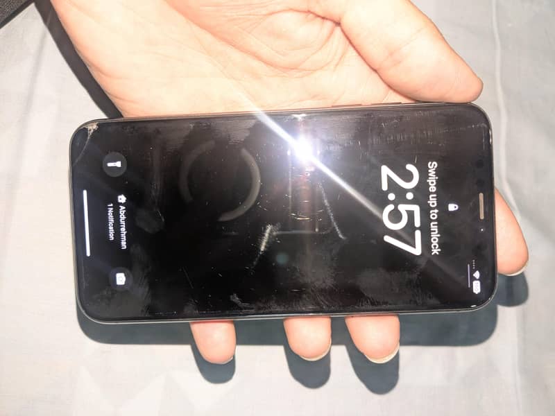 Apple iPhone X 3