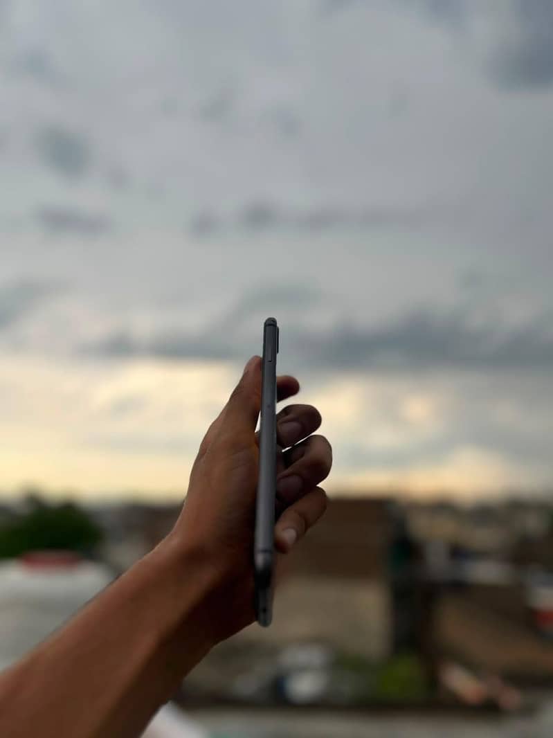 Apple iPhone 8 Plus 2