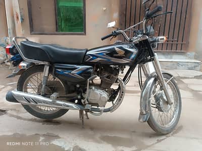 Selling Honda 125, 2023