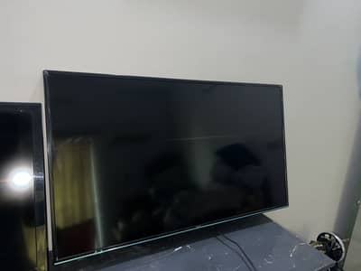Skyworth Lcd Tv full HD 1080p resolution with andriod box for sale