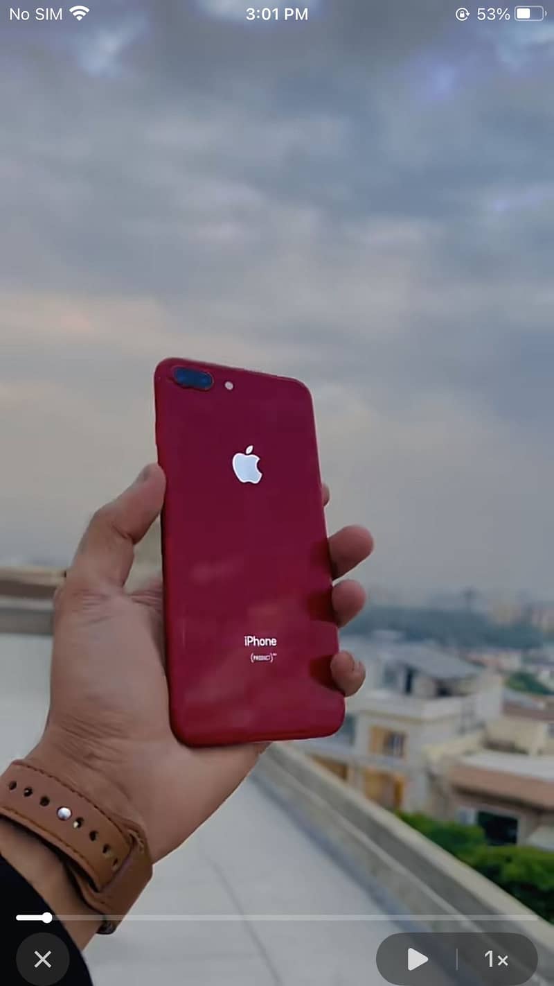 Apple iPhone 8 Plus 0