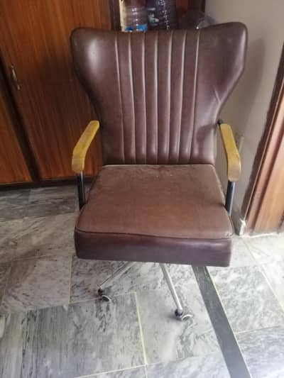 Leather Office Revolving Chair