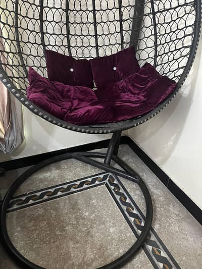 Jhoola with cushions for sale, minimal used, just like new